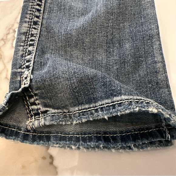 EUC Silver Jeans McKenzie Flap Bootcut  Distressed Embroidery Pocket Sz 29/L32 - Picture 6 of 9